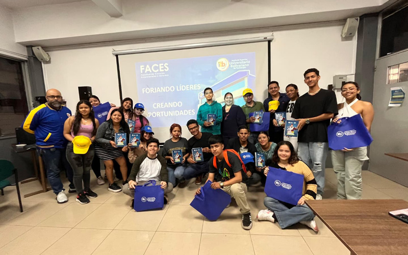 Charla: Forjando Líderes, Creando Oportunidades