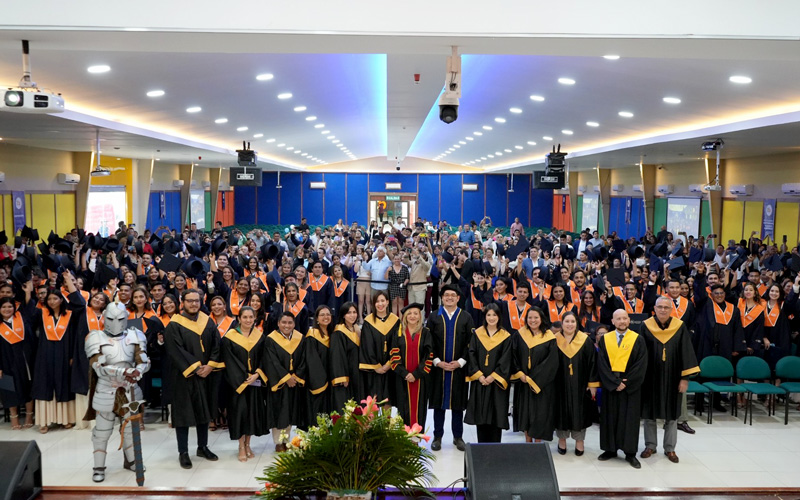 ¡Más de 200 estudiantes del ITB celebran el logro de sus metas! 