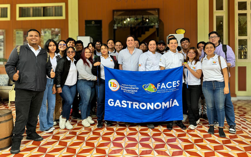 Estudiantes de Gastronomia participaron en cata de cervezas artesanales.