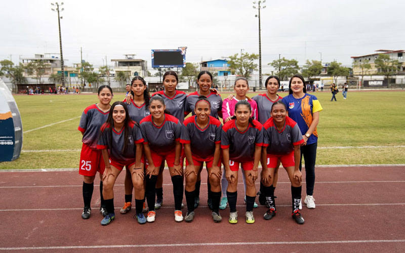 Bolivarianos S.C. obtiene el vicecampeonato en torneo interuniversitario