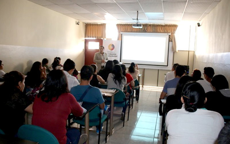 MINISTERIO DE INDUSTRIAS Y PRODUCTIVIDAD DICTA CHARLAS EN ITB