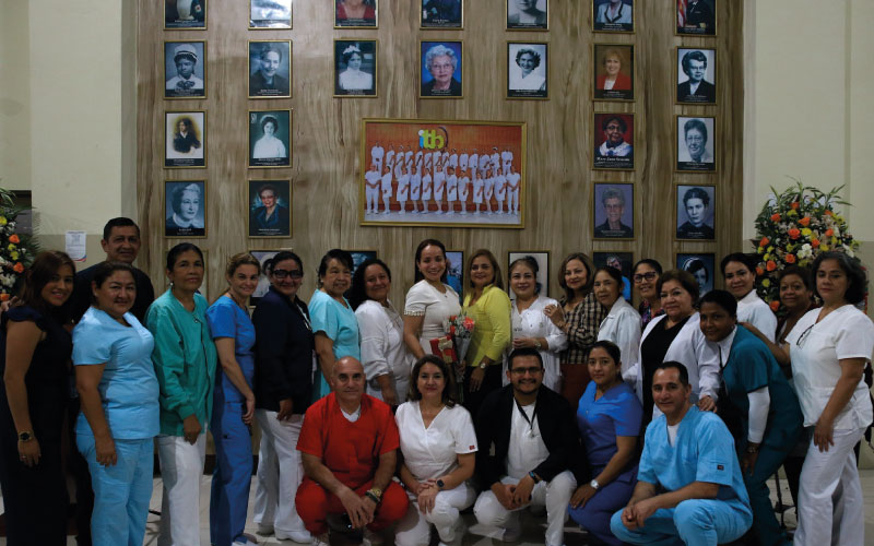 Facultad de Salud y Servicios Sociales, devela mural. En un evento donde participaron estudiantes, docentes y la Decana de la Facultad de Salud y Ser