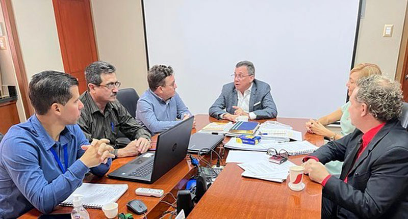 Autoridades del ITB se reunieron con Consejero del CES