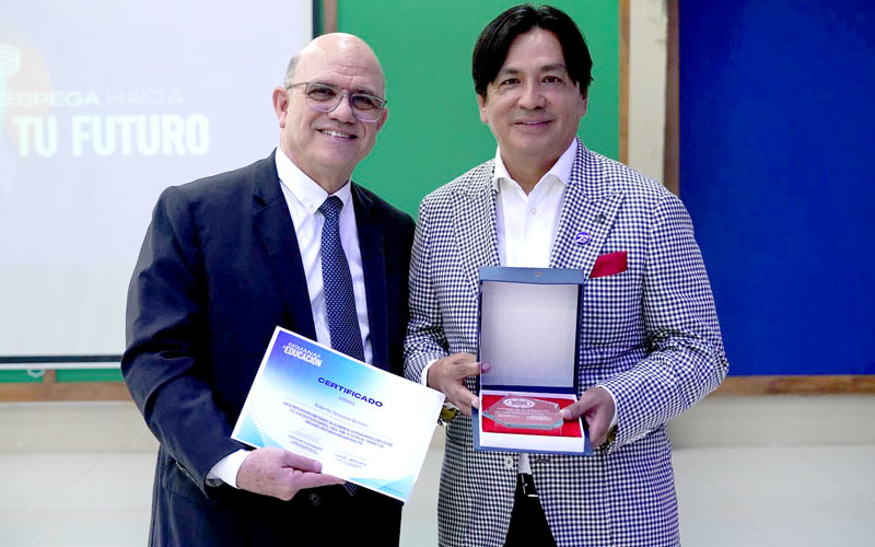 Rector del ITB es conferencista en la Semana de la Educación