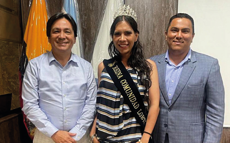 El Ph.D. Roberto Tolozano Benites, rector del ITB, sostuvo una reunión con Gaby Estrada Beltrán, reina de la comunidad LGBTIQ+