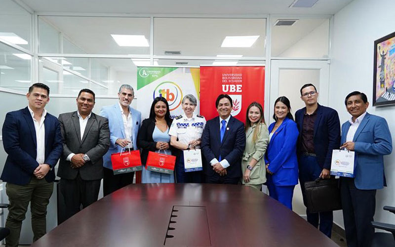  Directivos del Instituto Superior Universitario Bolivariano de Tecnología (ITB) tuvieron un encuentro con las autoridades de la ATM 
