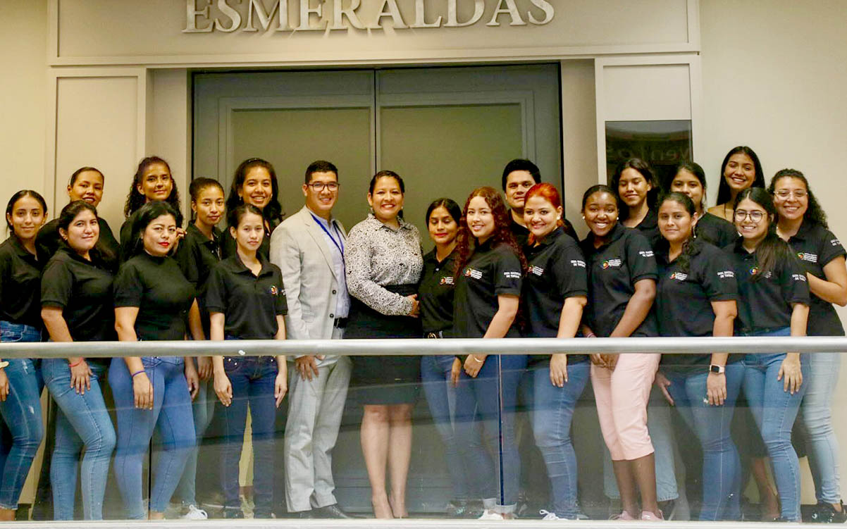  Estudiantes de Turismo realizarán sus prácticas en el Hotel Unipark.