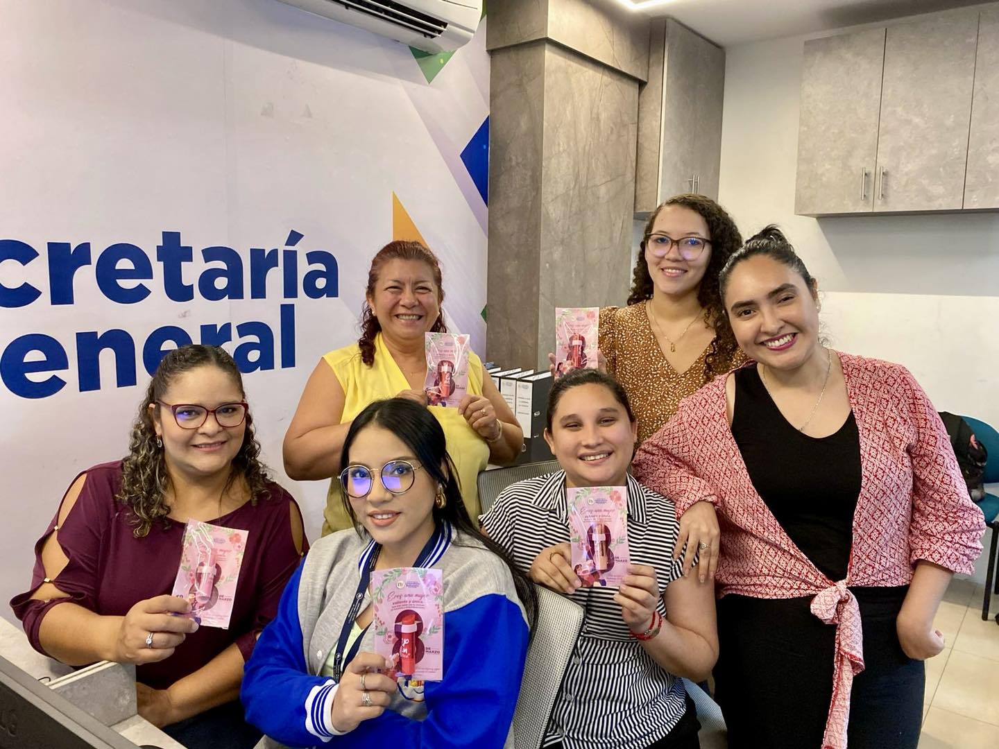 ¡Homenajeando a las Mujeres del ITB en su Día Especial! 