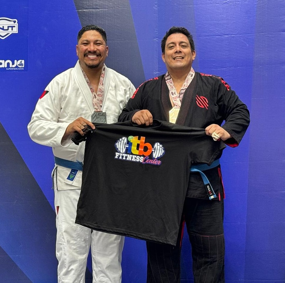 Estudiante del ITB gana medallas en Campeonato Jiu Jitsu League