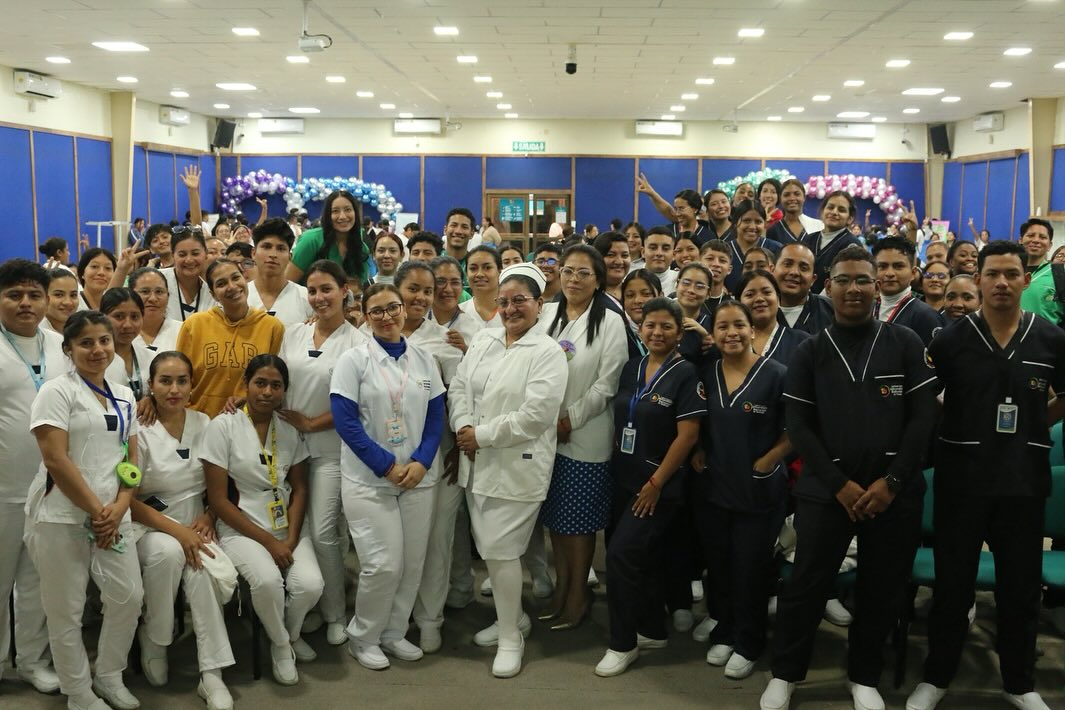 FASSS celebra la semana de vacunación con un conversatorio y una feria estudiantil