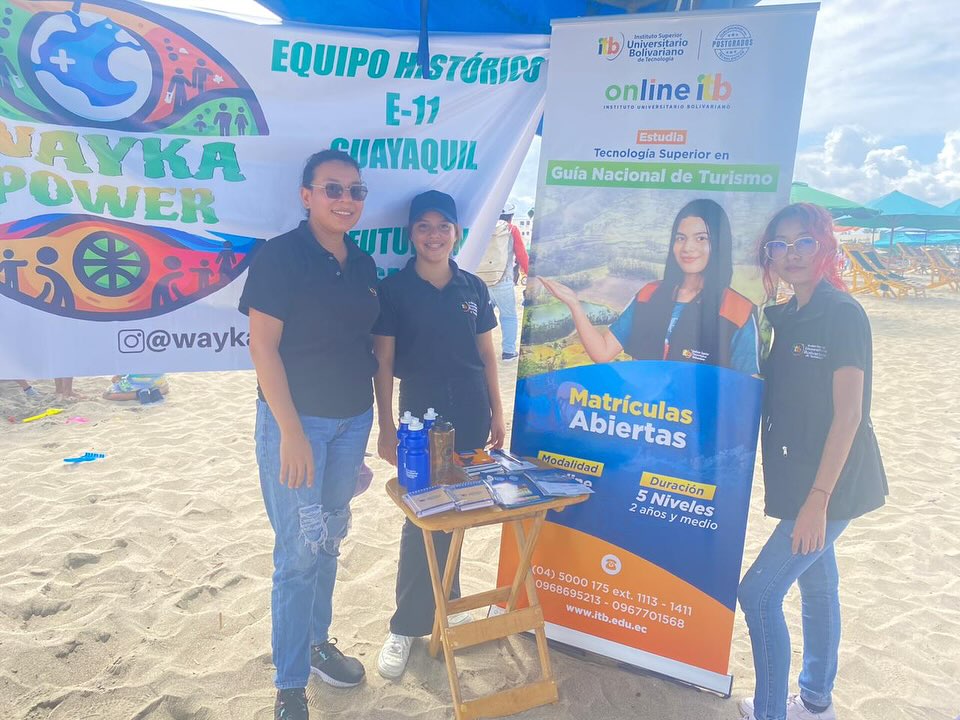 Estudiantes de Turismo hacen concientización ambiental en Playas