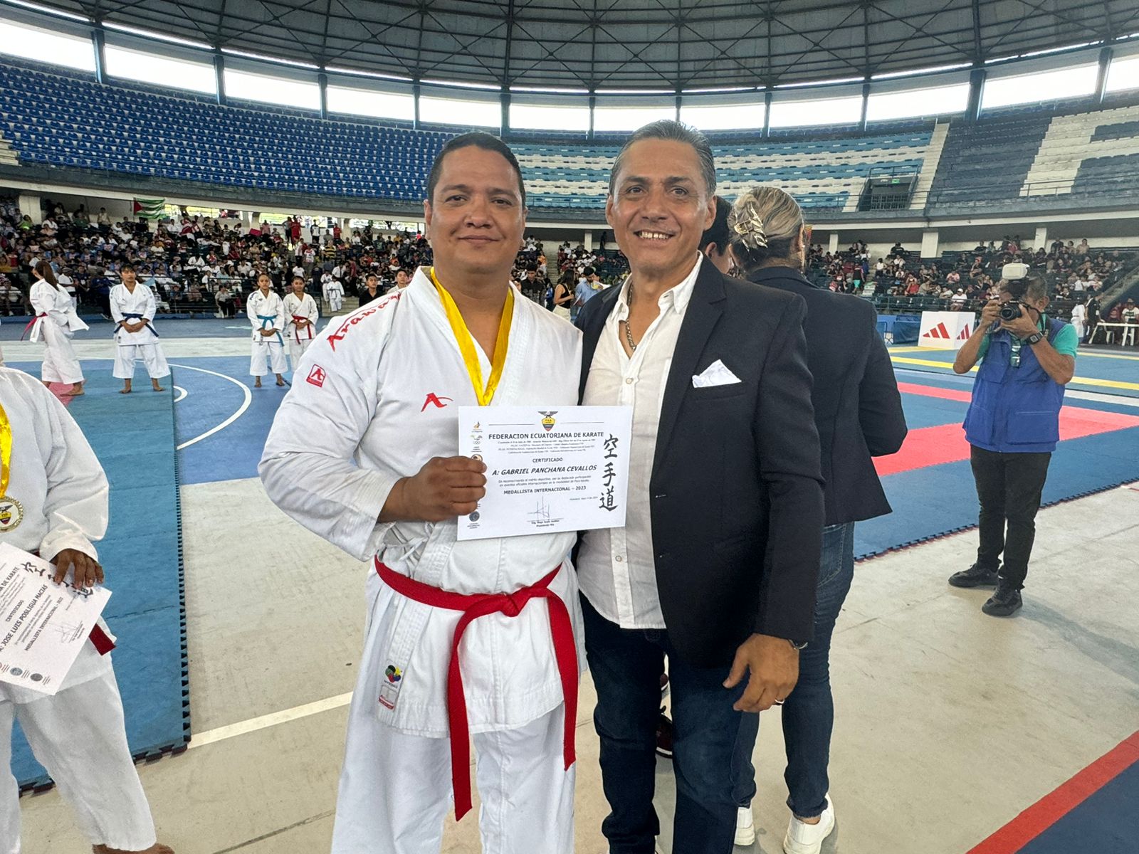 Estudiante del ITB galardonado como mejor deportista en modalidad kata de Karate