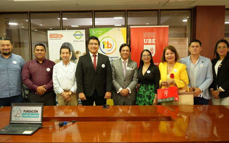 ITB y Buckingham English Center establecen alianza estratégica con la Fundación Larkin Ecuador para potenciar la Seguridad Humana y la Educación.