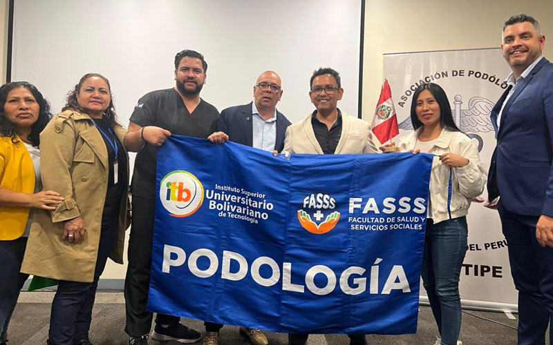 Docente del ITB brilla como ponente en Congreso Internacional de Podología en la Diabetes