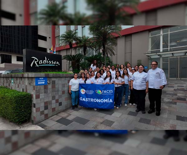 ITB fortalece la formación práctica de estudiantes de Gastronomía con visita técnica al Hotel Radisson