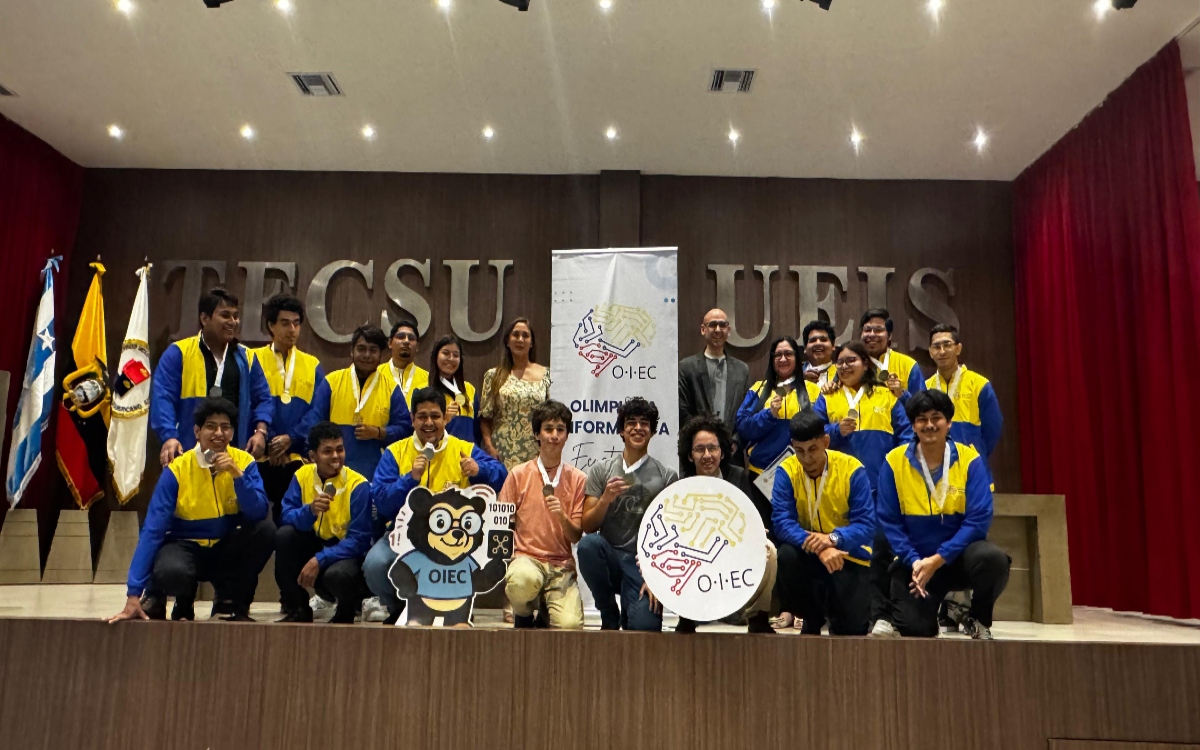 ITB gana medalla oro en la Olimpiada Informática Ecuatoriana Universitaria