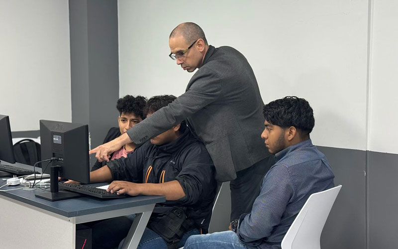 Estudiantes de Desarrollo de Software del ITB rumbo a la Regional Sudamericana Norte ICPC 2025 en Bogotá