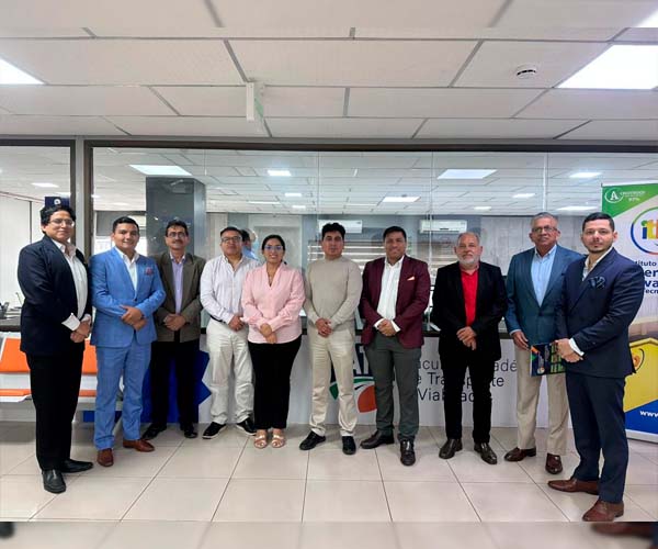 ITB recibe visita técnica para fortalecer iniciativas en formación de tránsito y seguridad vial